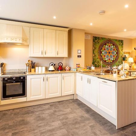 Aloha House Hotel Killorglin Esterno foto